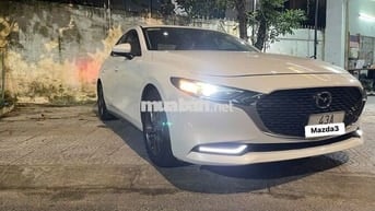 Mazda 3 2022 1.5L Luxury - 70287 km