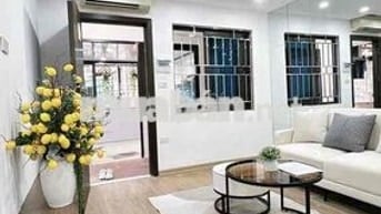 TẦNG 2 MẶT PHỐ 8/3 #QUỲNH MAI - SÂN CHƠI TRƯỚC NHÀ - HAI MẶT THOÁNG