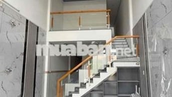 Nhà gác lững gần trung tâm Biên Hòa, đường 7m, shr full thổ cư