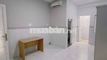 CHO THUÊ PHÒNG TRỌ CÓ THANG MÁY ĐẦY ĐỦ NỘI THẤT GẦN ETOWN CỘNG HOÀ