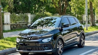 VinFast VFe34 thuê pin tiên phong 2022 - 22000 km