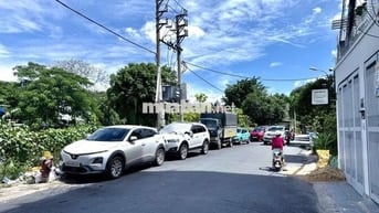 BÁN NHÀ ĐẸP 3 TẦNG, SÁT HẺM XE TẢI THÔNG,32M², GẦN CV LÀNG HOA HƠN 4TỶ