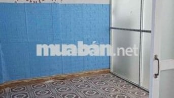 cho thuê nhà nguyên căn cấp 4 dt  140m2 ở linh trung thủ đức