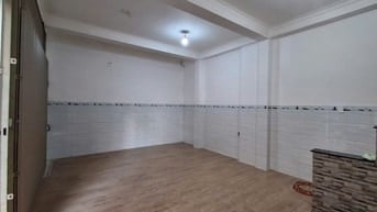 Cho thuê nhà mặt tiền hẻm xe hơi THĐạo Q1, khu vp, KD-buôn bán.