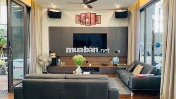 Bán Biệt Thự Khu Nam Hoà xuân sát Sông