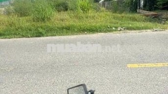 Cần sang lại miếng đất 250m2 ngay mt đường DH ngay TTHC mới, giá rẻ