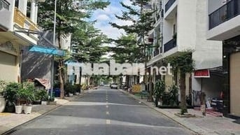 Nhà Phố Siêu Hiện Đại Đã Hoàn Công