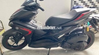 nhà dư xe để chật nên bán.