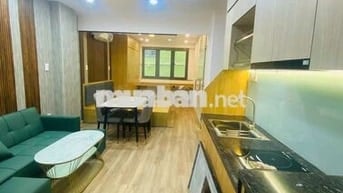 Phòng tách bếp sang đẹp cạnh Phú Mỹ Hưng