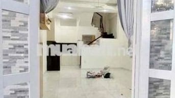 Nhà Mới Đẹp đg Qtrung P10: 4x7m, 2 lầu, 2pn, 3wc, sân thượng