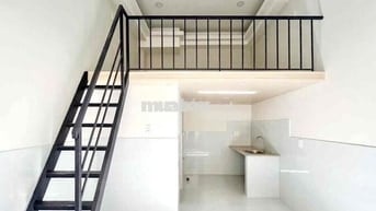 CĂN HỘ NGAY TRỆT GIÁ RẺ SẲN MÁY LẠNH GÁC CAO 1M7- MỚI XÂY THOÁNG MÁT