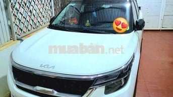 Kia Seltos 2022 Luxury 1.4 AT - 31000 km