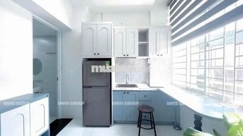 Căn hộ 1PN(40m2)  full nội thất, thang máy _ Hoàng Sa Quận 3