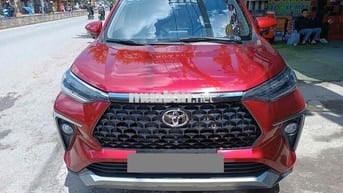 Veloz Top 2023 số tự động màu đỏ