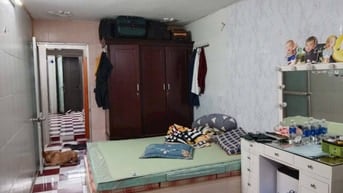 Bán Nhà Gần Đường Ô Tô Bùi Ngọc Dương, Hai Bà Trưng 65m, giá 3.95 tỷ