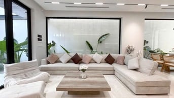 Chính Chủ Bán Nhà Sân Vườn Bồ Đề Long Biên, 6 Tầng 120m² Nhỉnh 30 Tỷ