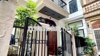 BIỆT THỰ MINI THỊNH QUANG - Ô TÔ QUA NHÀ - VƯỜN NƯỚNG BBQ - HỒ CÁ KOI