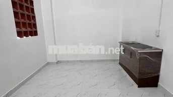 Gần chợ Hoa Hồ Thị Kỷ, Máy lạnh, wc riêng, kệ bếp kệ chén, giờ tự do