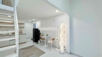 CĂN HỘ 2PN BANCONG 60m2 - LỐI ĐI RIÊNG - NGAY TÔN ĐẢN, QUẬN 4