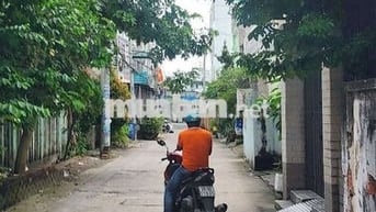 HẺM XE TẢI THÔNG HUỲNH THỊ HAI, DT  6x 26 GIÁ 7.5 TỶ