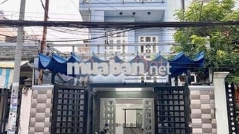 NHÀ THUÊ GẦN CÔNG VIÊN LƯU HỮU PHƯỚC XE Ô TÔ ĐẬU TRONG NHÀ