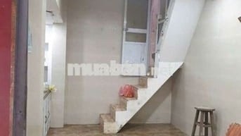 Cần bán nhà ở Phố Tôn Đức Thắng , 15m2, 2 tầng , 15m ra phố