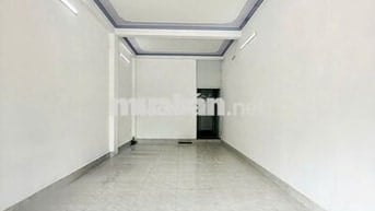 Mặt bằng trệt lầu trống suốt đường Nguyễn Văn Cừ chỉ 14 triệu