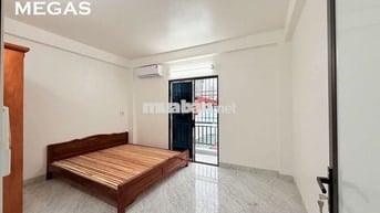 CHO THUÊ CĂN HỘ 1PN NỘI THẤT CƠ BẢN BAN CÔNG NGAY TẠI XUÂN ĐỈNH