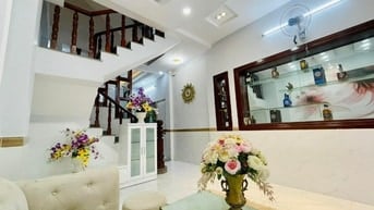 Nhà 70m² Nguyễn Oanh Gò Vấp, 3 lầu,đang cho thuê 21tr/th. Giá 3 tỷ 29