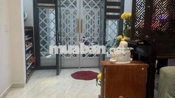 Bán gấp Mặt Tiền Nhật Tảo Quận 10, ngang 3x13m 5 Lầu