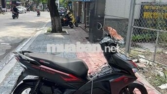 XE AIRBLADE XE GIA ĐÌNH