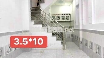 Nhà Nguyên căn 3.5*10 2 lầu, 3pn, 3wc, phòng giặt phơi đồ riêng.
