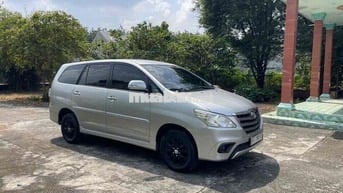 Toyota Innova 2016