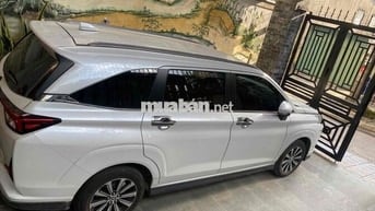 Toyota Veloz Cross 2023 - 13000 km