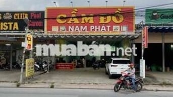 Kẹt vốn kinh doanh phải sang mặt bằng tài chính.Ngang 10m dài 27m
