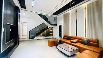 HẠ GIÁ BÁN GẤP NHÀ NGAY CƯ XÁ ĐÔ THÀNH ĐS.4 GIÁ CHỈ 6.5TY SHR 