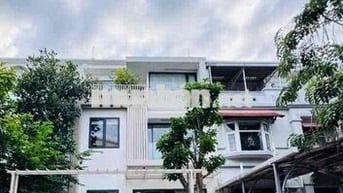 CHO THUÊ BIỆT THỰ MỸ THÁI, PMH, Q7 TRỆT 2 LẦU, 4PN, FULL NT 55 TRIỆU.