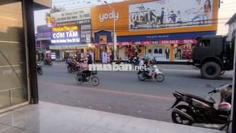 Nhà cho thuê mặt tiển đường 22/12