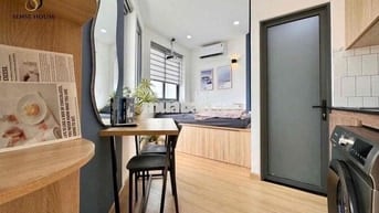 Studio ban công, máy giặt riêng, full NT mới, máy chiếu siêu chill