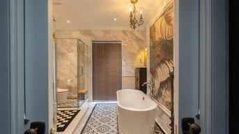 Bán Biệt Thự Tinh Hoa Thạch Bàn, Long Biên, 3 Tầng 150m², Nhỉnh 28 Tỷ