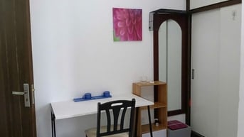 Cho thuê căn hộ khép kín ngõ 424 Trần Khát Chân