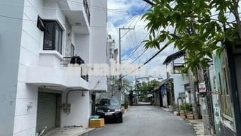 Siêu hiếm - Đất full thổ cư 175m2, giá 5.5 tỷ, hẻm ô tô, view sông.