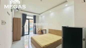 CĂN HỘ BAN CÔNG 40M2 MÁY GIẶT RIÊNG NGAY E.TOWN - NHÀ GA T3