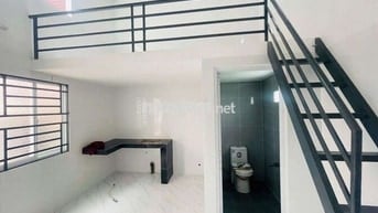 Cho thu phòng có gác gần đh fpt