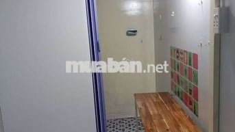 Phòng gác cao máy lạnh sau hutech