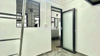 Phòng trọ giá rẻ gác cao ngay dương quảng hàm văn lang cơ sở 3