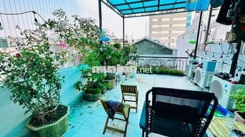 Chính Chủ Cần Bán Nhà Kim Mã - 35m2 - 1 nhà ra mặt phố - sổ vuông đẹp