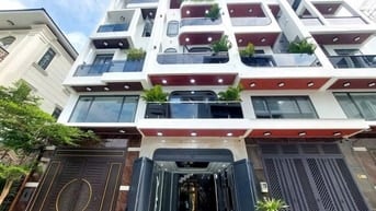 Nhà phố cao cấp 4x18m.5 tầng lầu có thang Máy, fuul nội thất ,Q12