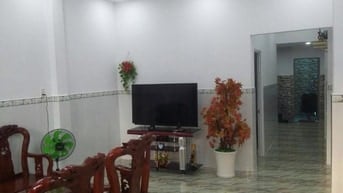 Nhà Gác 4x15 Ngay Trung Tâm Ngã 5 Nguyễn Thị Tú-Hẻm 6m