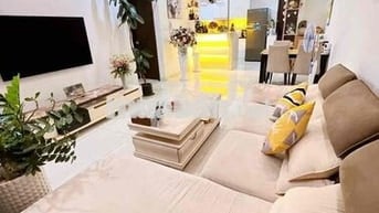 98m2 - 3PN CÓ BAN CÔNG - KHO LỚN - GIÁ TỐT CHỐT NHANH